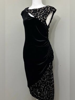 R & M RICHARDS NEW BLACK VELVET DRESS 14P
